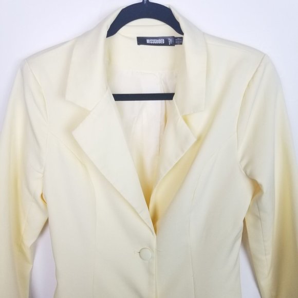 Missguided Women's 4 Butter Yellow Long Sleeve Two Button Blazer Jacket - Picture 2 of 8